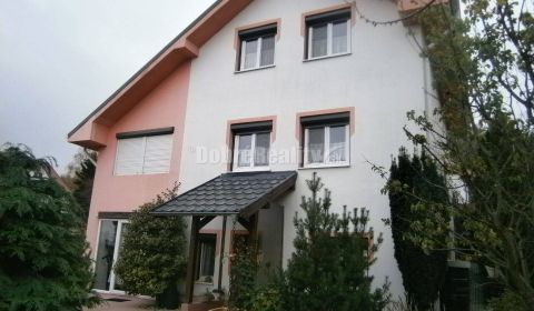 Predaj apartmánu, Kúpelná, Kúpelná, Nové Zámky