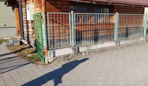 Predajný stánok / bufet (28 m²) – Varín