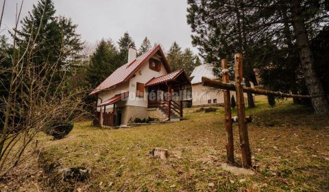 PREDAJ: Chata s terasou v Národnom parku Nízke Tatry, 79 m2, Nemecká