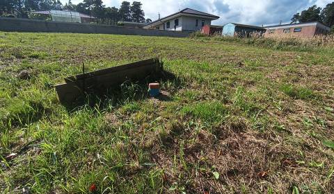 Na predaj, slnečný stavebný pozemok 904 m2, Považská Bystrica