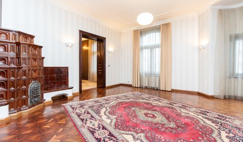  Luxusný moderný 4i byt so zimnou záhradou na prenájom