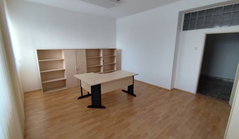 Na Prenájom Kancelárske priestory v Galante