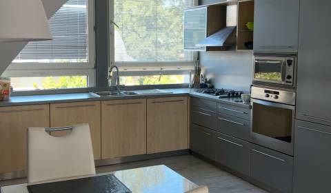 Byt v centre Žiliny/ Bulvár 115m2 - podkrovný byt, 4 izbový