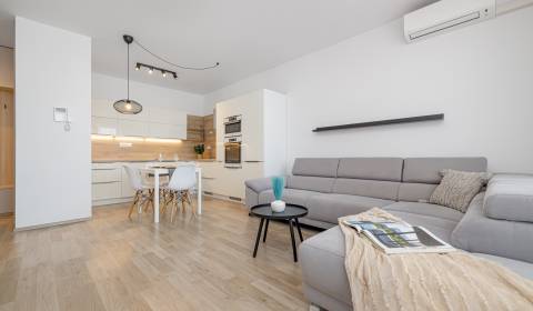 - PREDAJ - 2 IZBOVÝ BYT - GALVANIHO DVORY - NOVOSTAVBA