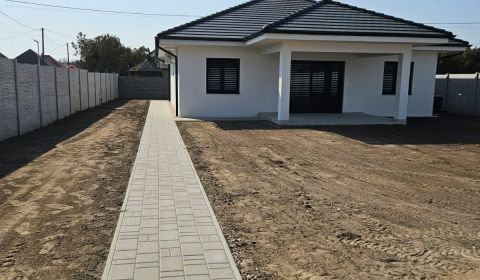 PREDAJ : NOVOSTAVBA - SKOLAUDOVANÁ, VIRT