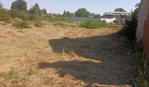 1309 m2 poz. vhodný na výstavbu RD, radovky, bytový dom, dvojdomy