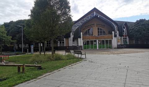 Na predaj obchodný priestor v nákupnom centre Tržnica. Predané