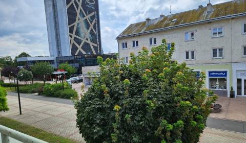 3 izbový   BYT na Námestí v Michalovciach.