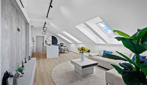 PREDAJ 4i dizajnový byt s priestorom na bývanie aj home office, BAIII