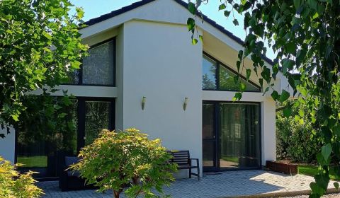 5-IZBOVÝ RODINNÝ DOM S PRACOVŇOU A SAUNOU – HURBANOVA VES, OKRES SENEC