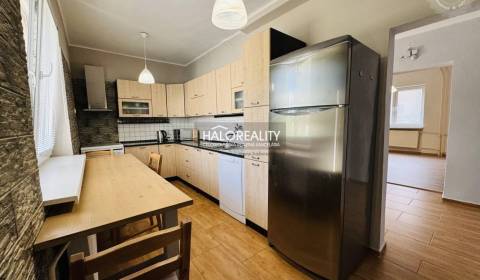 Predaj, rodinný dom Nové Zámky, šesťizbový, rozsiahl...