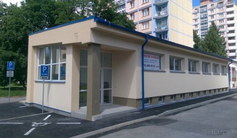 Komerčný priestor 24 m2, v centre B. Bystrice, Nám. Slobody