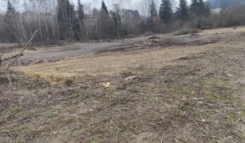 Predaj:Rovinatý stavebný pozemok v obci Raková(301-P)