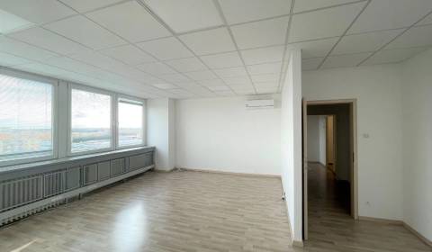 DRIEŇOVÁ - Kancelária 53 m2 , Bratislava II - Ružinov