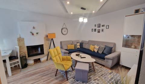 Rodinný dom Komplet moderne a pekne zrekonštruovaný Kežmarok-Žakovce