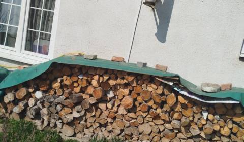 MAXFINREAL predáva dom v Seliciach za 64 000 eur.