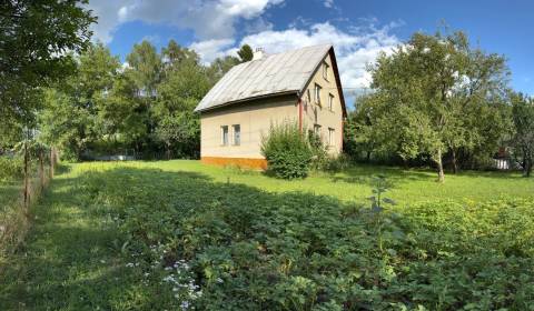 Margecany: 4 izbový tehlový rodinný dom na pozemku 1076 m2