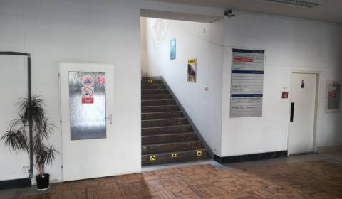 Kancelárie 10 m2 -  45 m2, Púchovská ulica, Rača