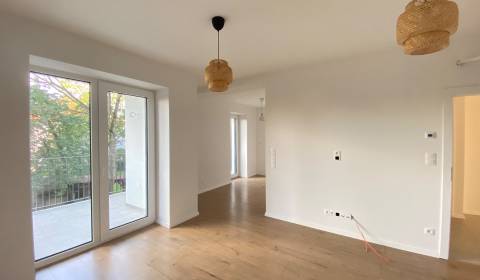 Štýlový, 3 - izbový byt s terasou - NIVY