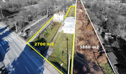 Stavebný pozemok 2700 m2 resp. 6580 m2 pri kúpeľnom ostrove Piešťany