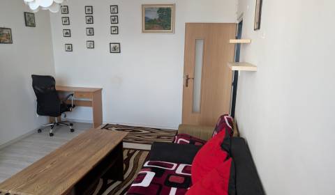 3 izbový byt na predaj v centre Trebišova na Škultétyho ul.