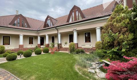 SKVELÁ INVESTÍCIA-Vám ponúka na predaj LUXUSNÝ