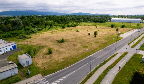 ZNÍŽENÁ CENA! Predaj pozemku 4500 m2 - Priemyselný park Trenčín