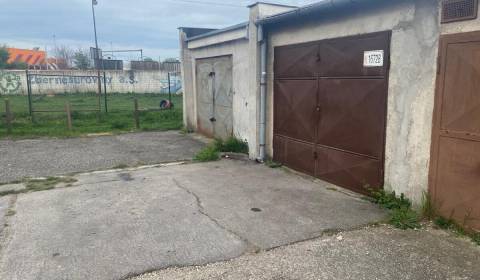 GARÁŽ V RUŽINOVE – S ELEKTRINOU, MONTÁŽNOU JAMOU A VÝBORNOU LOKALITOU