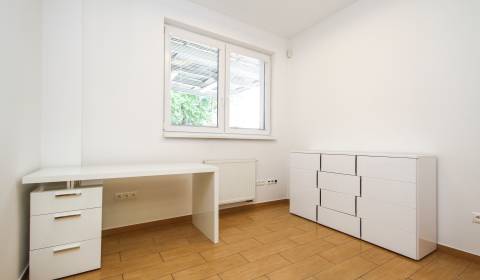 Kancelárie na prenájom, 62m2, Merina - Trenčín
