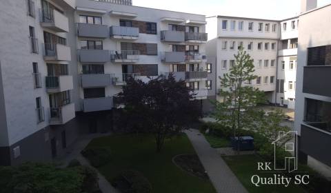 Bratislava II - Ružinov - Nivy - NA PREDAJ 1 izbový priestranný byt + 