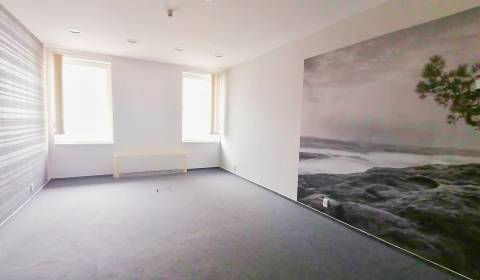 Kancelársky priestor 35 m², Gorkého ul. Staré Mesto, voľný ihneď