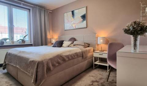 Štýlový, krásny 2,5- izbový byt blízko City Arény a stanice a centra