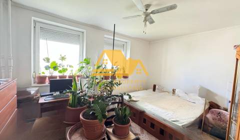 Predám 2 izbový byt s balkónom na sídlisku Juh v Nových Zámkoch