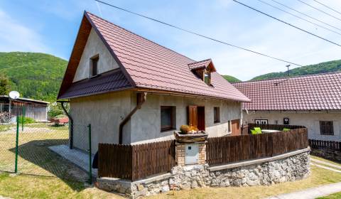 ZARIADENÝ - rodinný dom v nádhernom prostredí - Zliechov