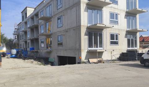 Exkluzívne na predaj 4- izbový byt 114,35 m2 v novostavbe Bolešov