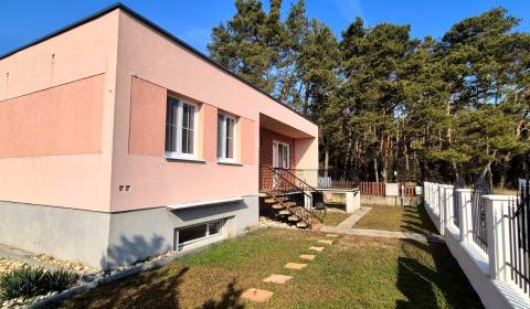 Priestranný 6 i RD, pozemok 280 m2, obec Jakubov, skvelá cena !