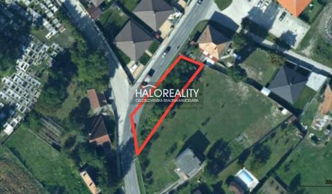 Predaj, pozemok pre rodinný dom 565 m2 Michal na Ost...