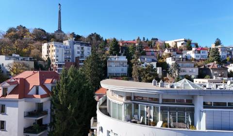 Luxusný 4-izbový byt na prestížnej adrese pod Slavínom