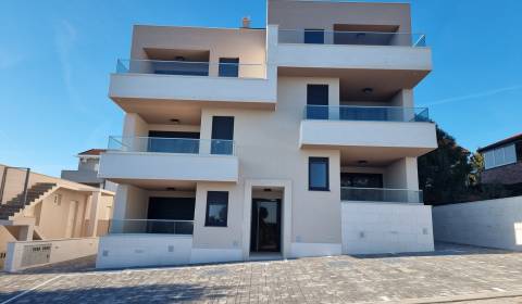 CHORVÁTSKO - Apartmány vhodné pre celoročné bývanie - MANDRE, PAG