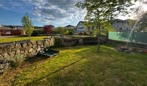 Rodinný dom na predaj Valča