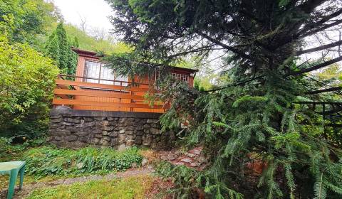 Veľkorysý pozemok na hranici lesa na výstavbu vily/RD