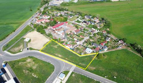 Pozemok s projektom na HALU | Pezinok