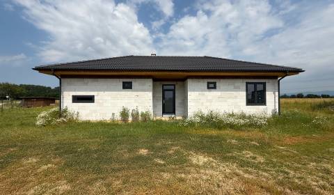 PREDAJ - NOVOSTAVBA - STARÝ TEKOV