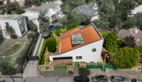 Nadčasová vila na Kolibe – architektonický skvost s príbehom