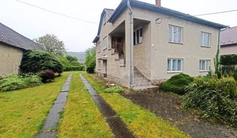 Rodinný dom na predaj v tichej lokalite pri Vranove n. T.- Majerovce