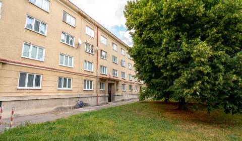 PRIESTRANNÝ - 2i byt 64 m2 - Nová Dubnica