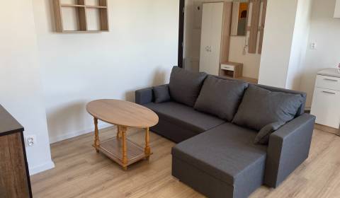 Prenajaté -Na prenájom zariadený 2 izbovy byt s balkónom Galanta- West