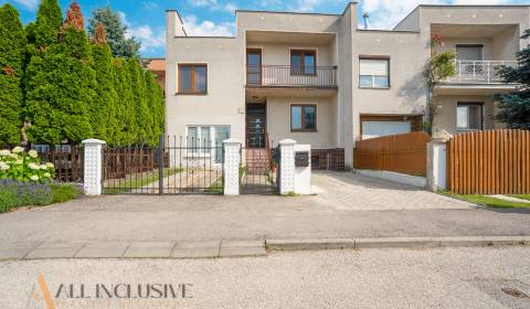 NA PREDAJ 5-IZBOVÝ POSCH. RODINNÝ DOM, DUNAJSKÁ STREDA