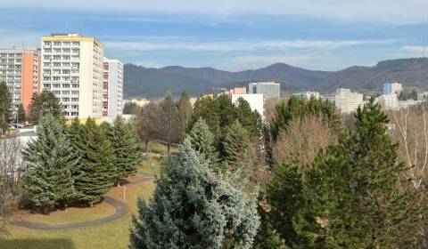 HĽADAM: 1.izb. byt s loggiou, na ul. THK, časť Fončorda - B. Bystrica