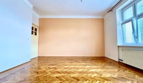 – PREDAJ – 2 IZBOVÝ BYT S BALKONOM 60m2 – ŠANCOVA –NOVÉ MESTO